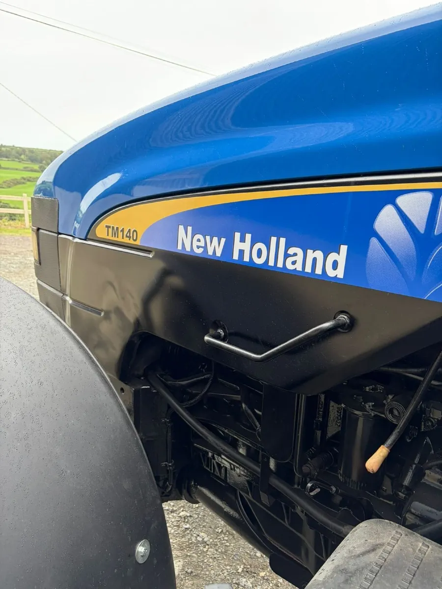 New Holland TM 140 - Image 2