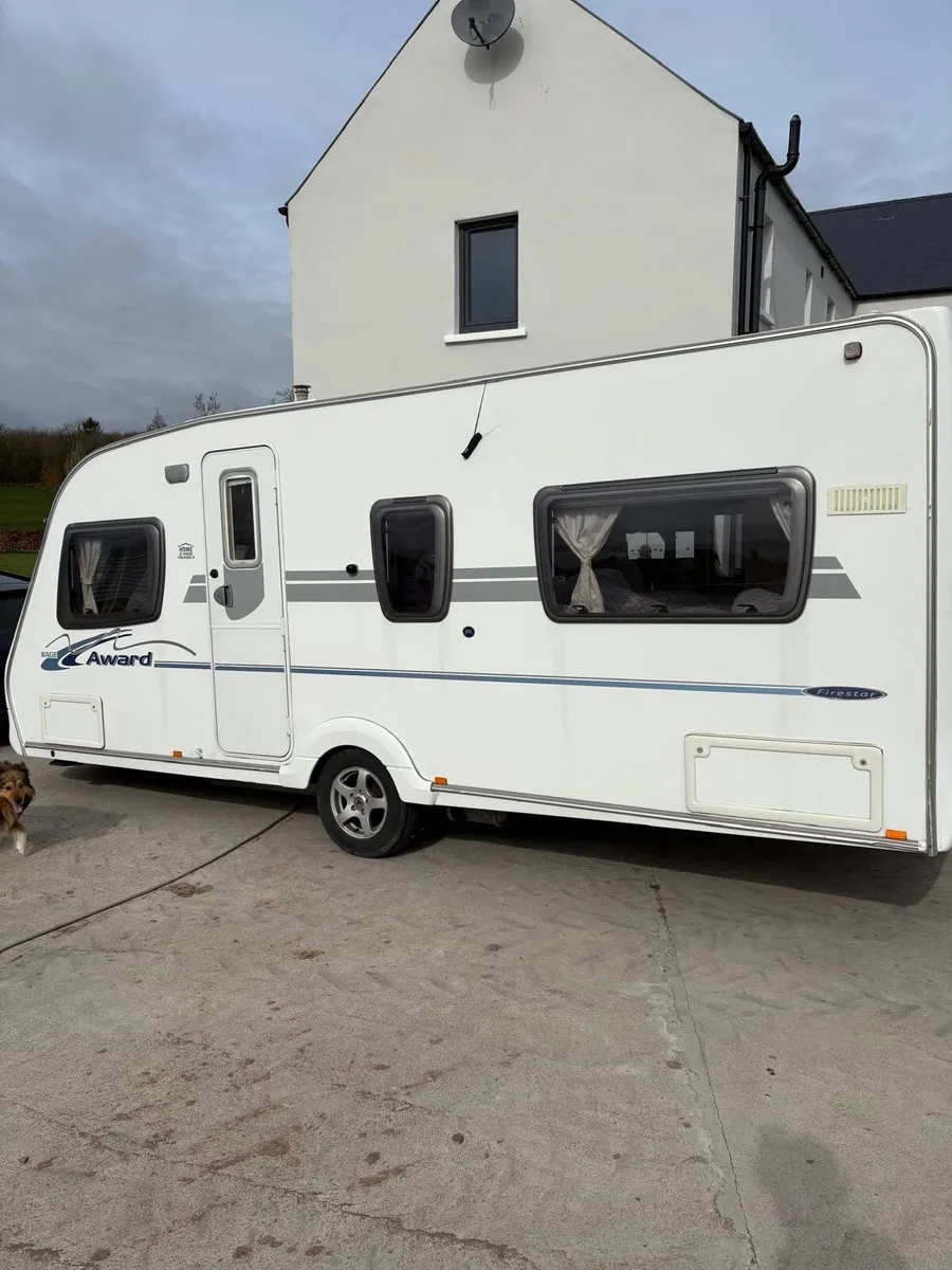 Caravan - Image 2