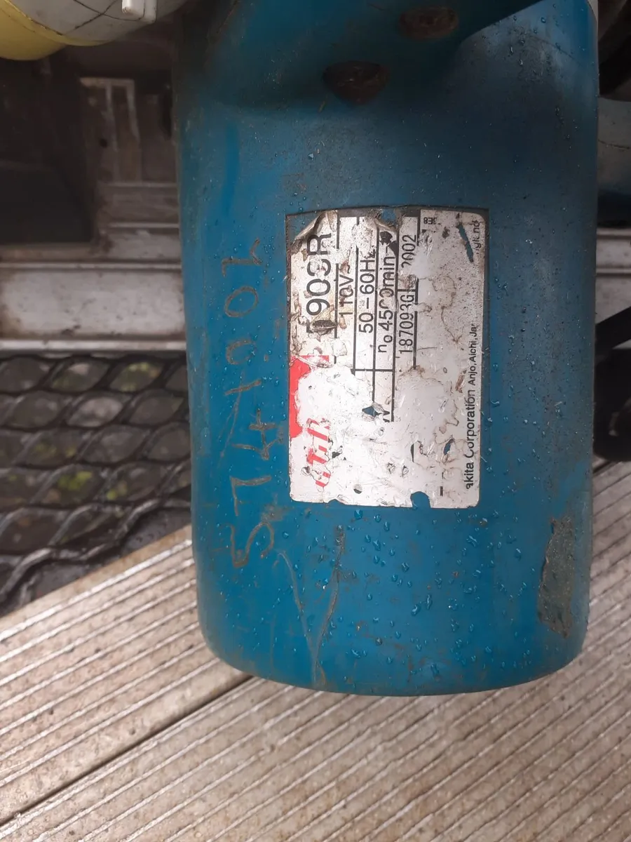 MAKITA 5903R 110V CIRCULAR SAW - Image 3