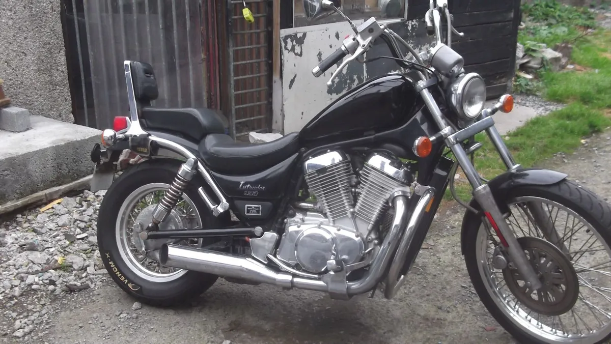 HARLEY  HERITAGE FLSTS & SUZUKI INTRUDER .trade up - Image 1