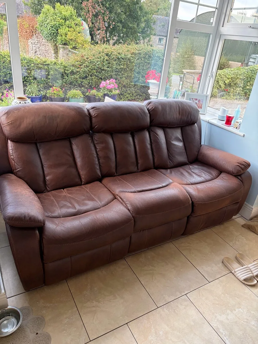 3 seater sofa. - Image 2