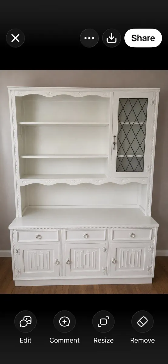 chests of drawers