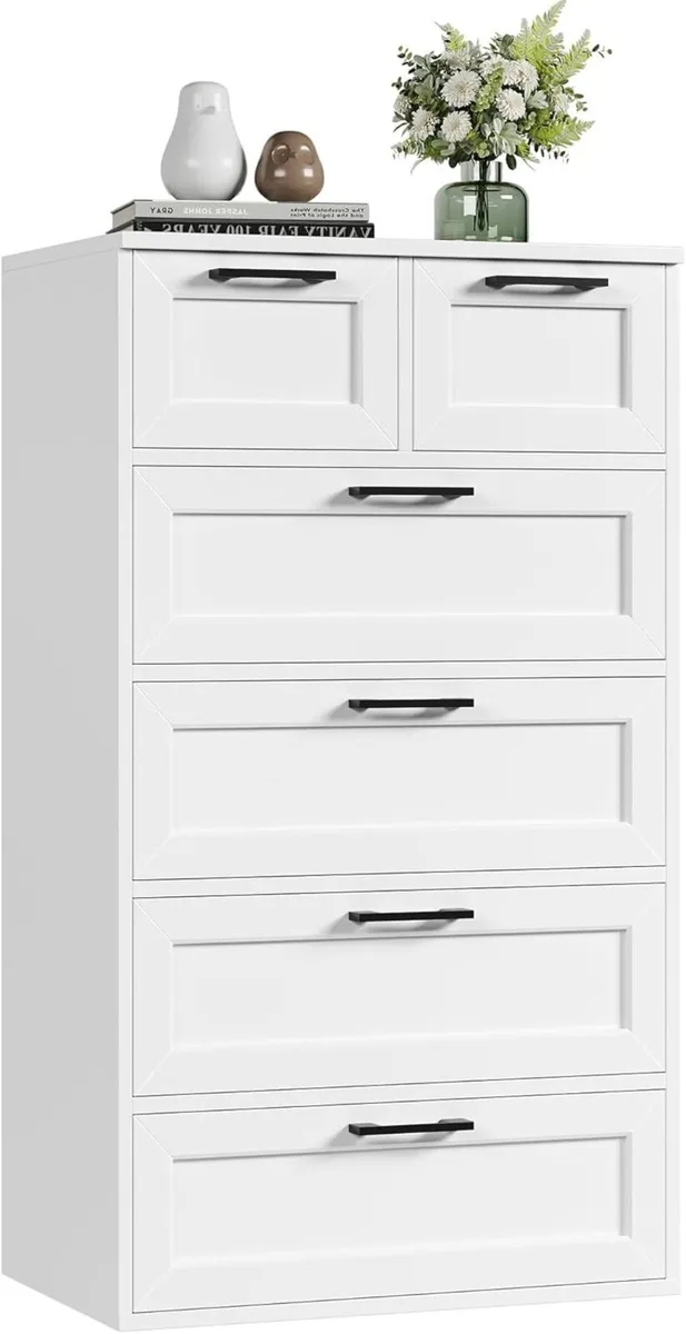 Dresser/Chest of Drawers