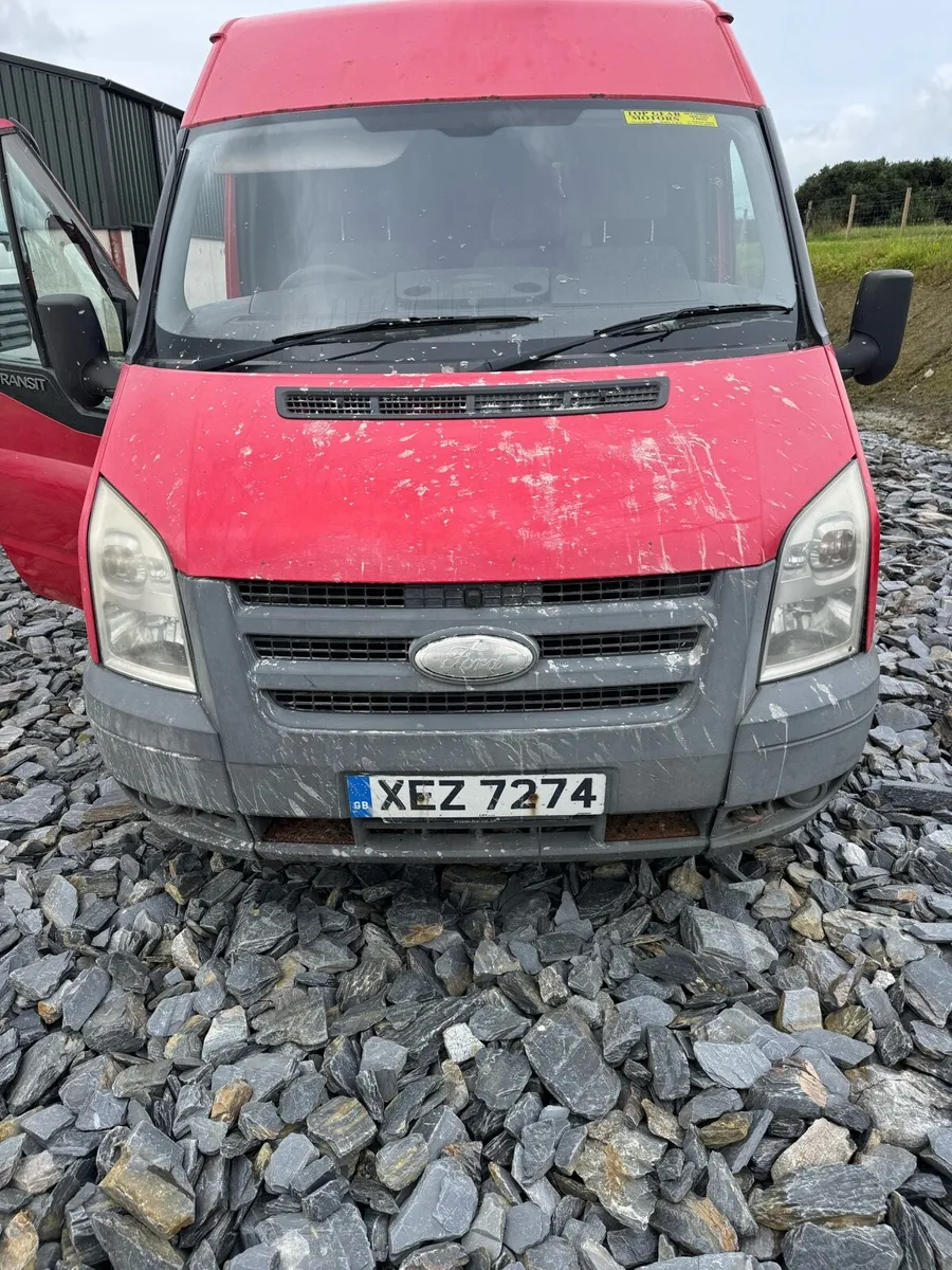 Transit van - Image 4