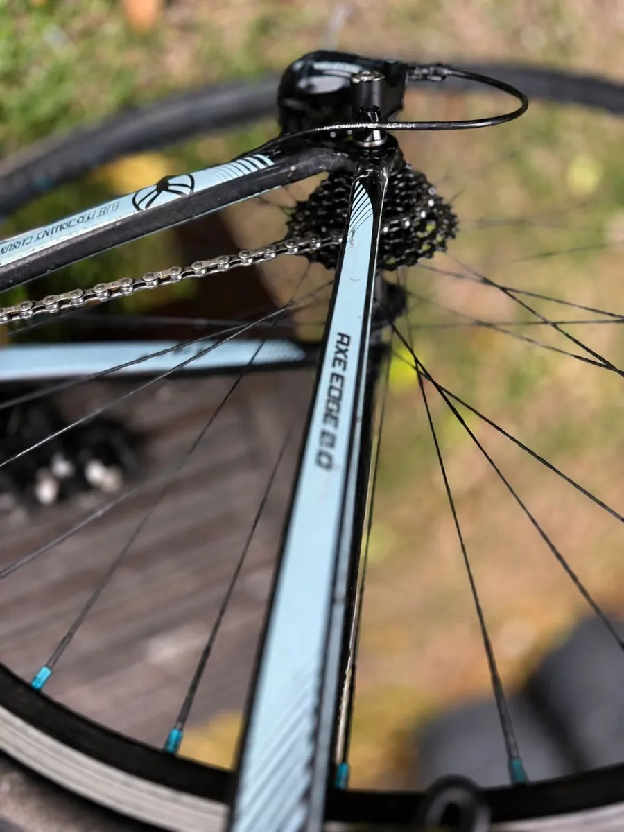 ROAD BIKE - FORME AXE EDGE 2.0 FULL-CARBON – 55CM - Image 3