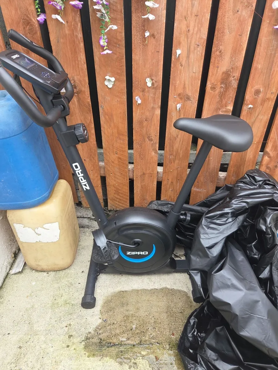 Excercise bike - Image 1