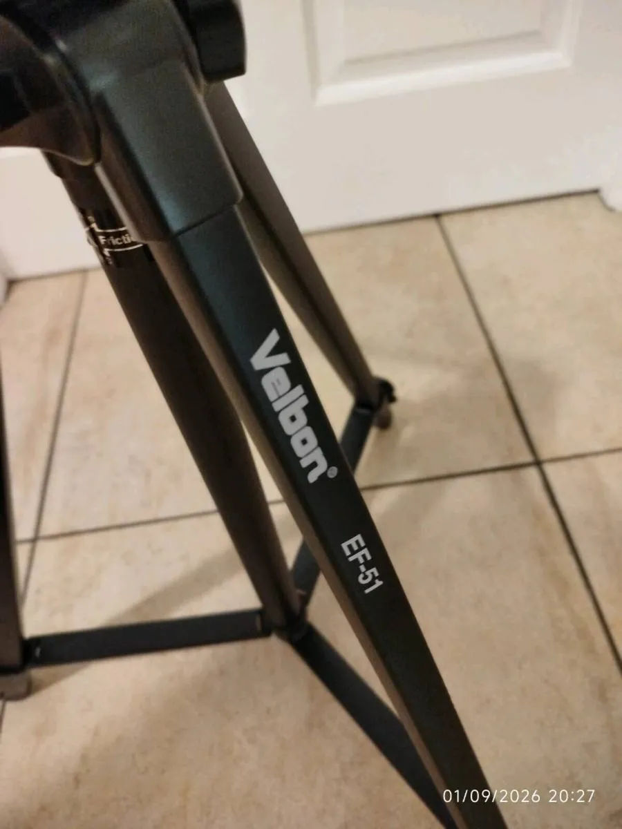 Tripod - Image 1