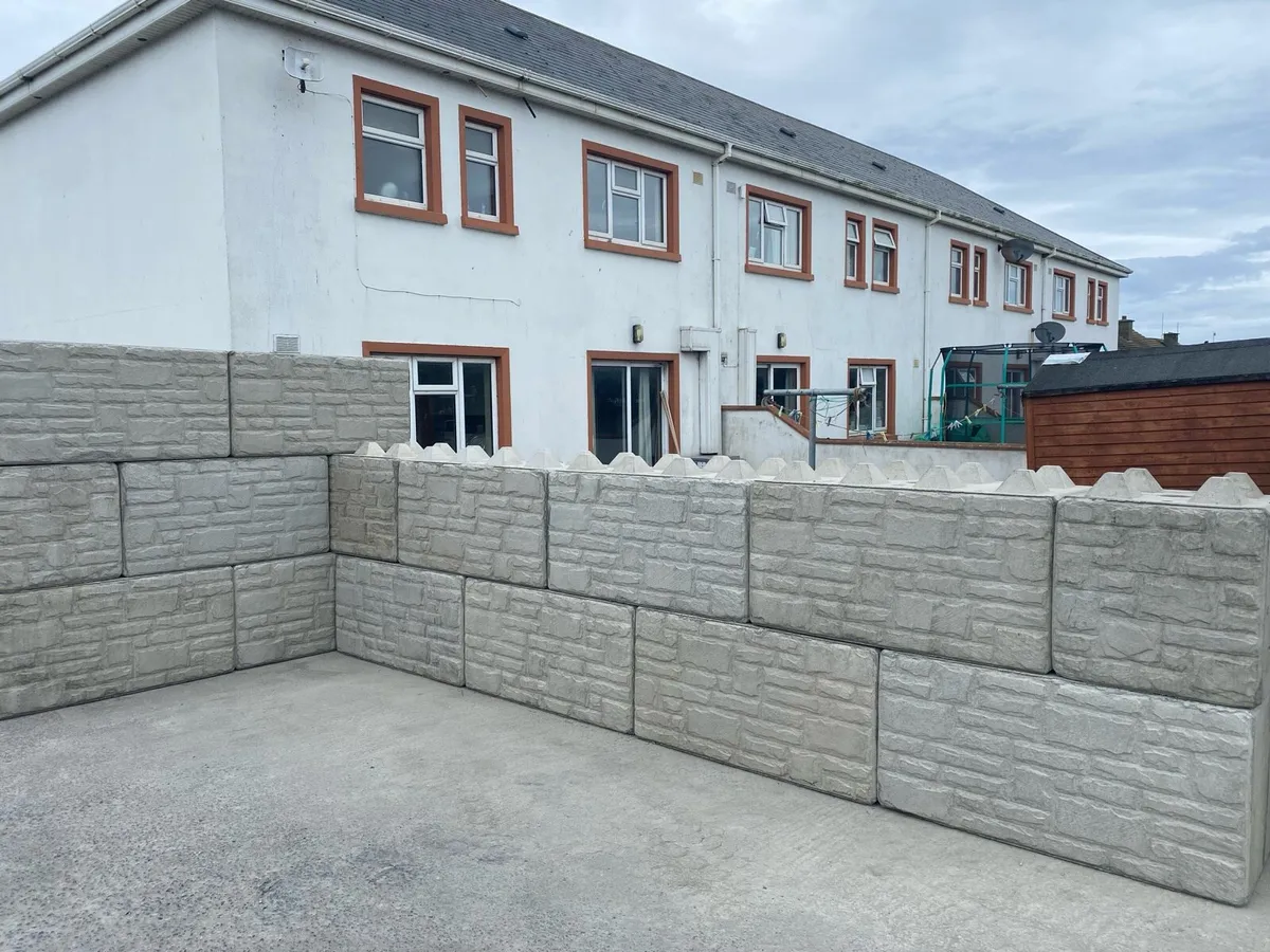 Concrete Stone effect Lego block. - Image 2