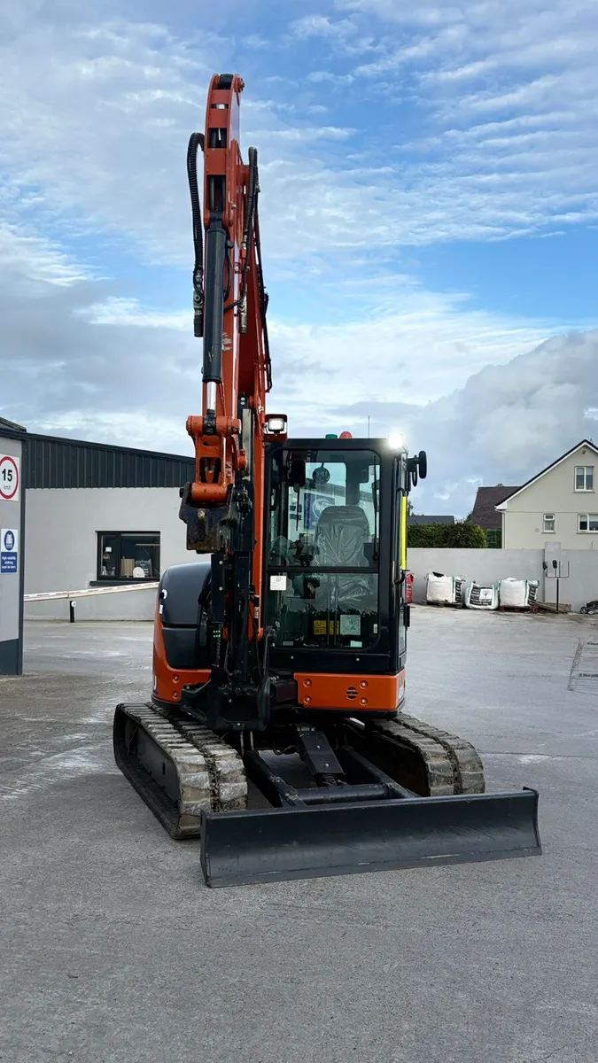 Hitachi Zaxis 48U - Image 2