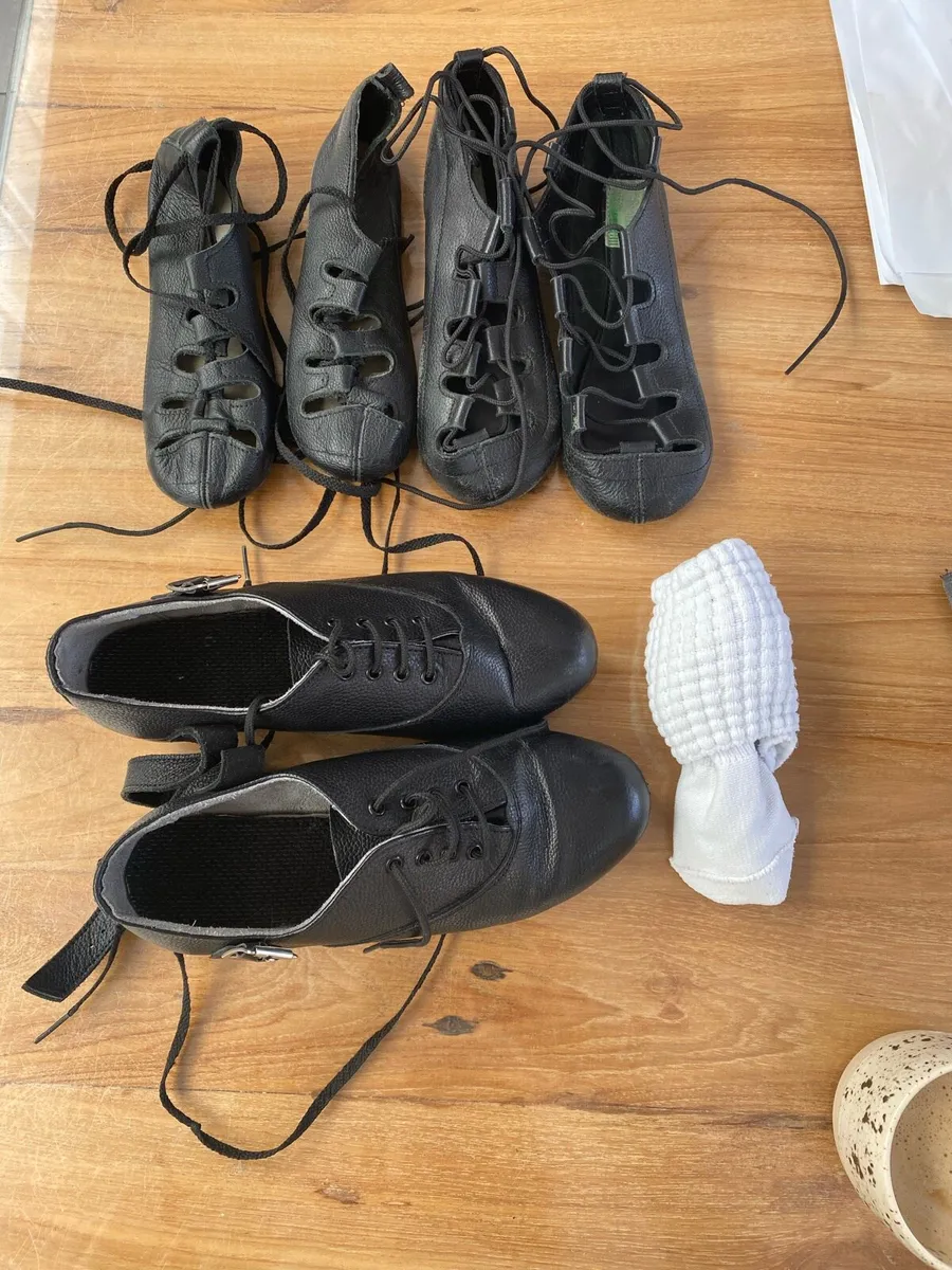 Irish dancing shoes - Image 1