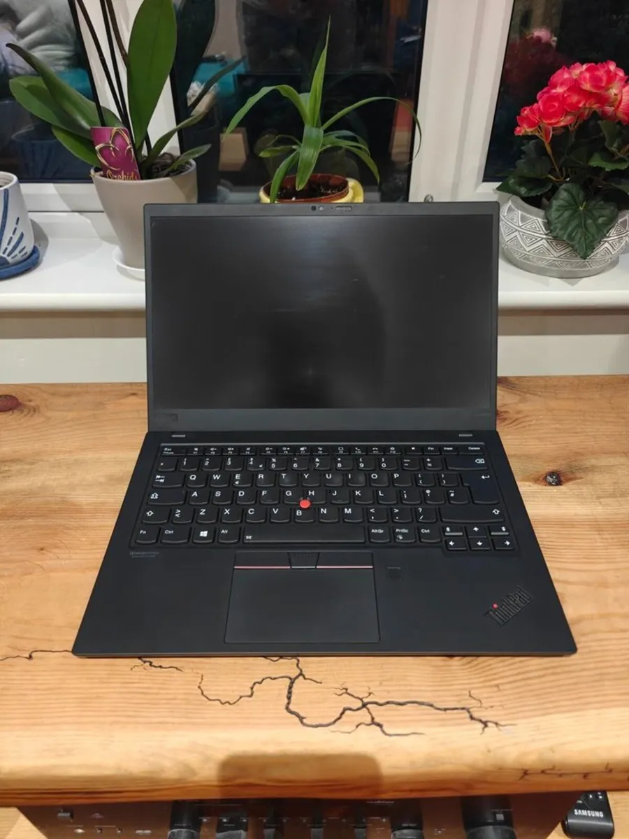 Lenovo X1 Carbon Gen8  Laptop | i7 vPro | 16GB | - Image 3