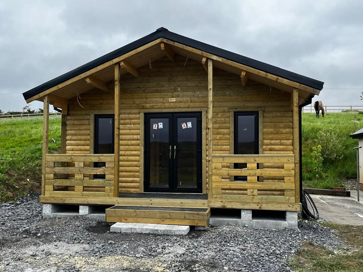 Log cabins - Image 3
