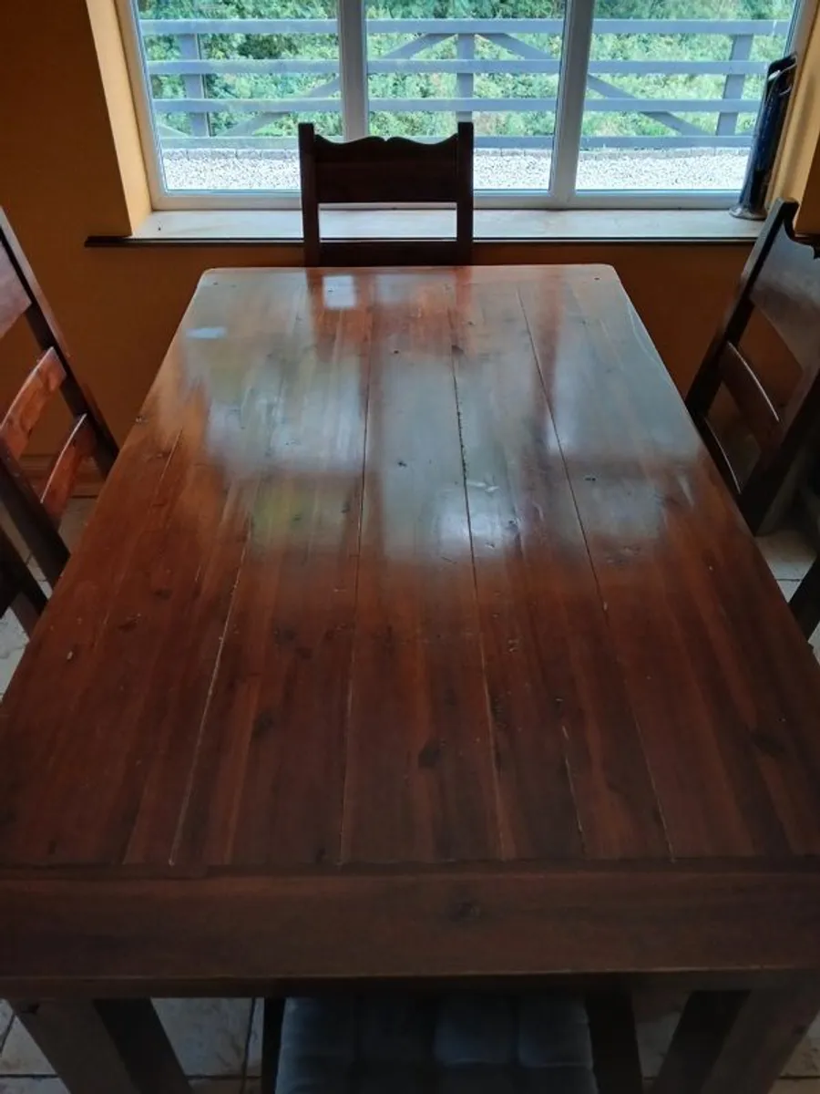 Dining Table and Chairs - Image 3