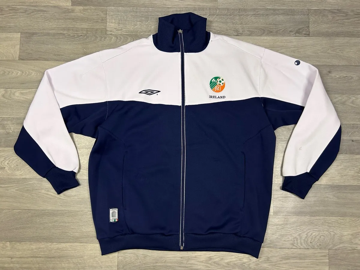 Vintage 2000 Umbro Ireland Football Jacket Mens XL - Image 3