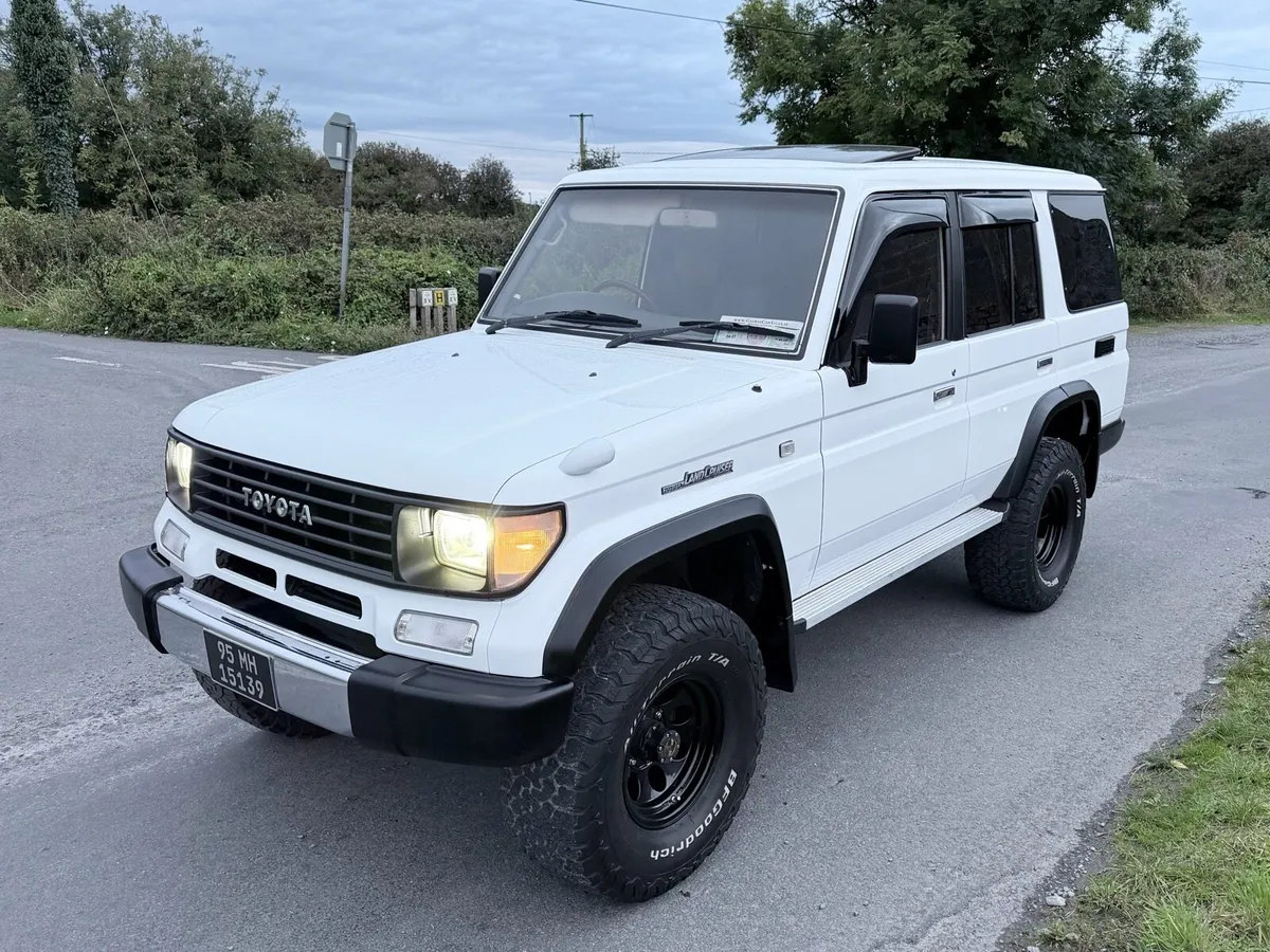 1995 TOYOTA LAND CRUISER PRADO - Image 2