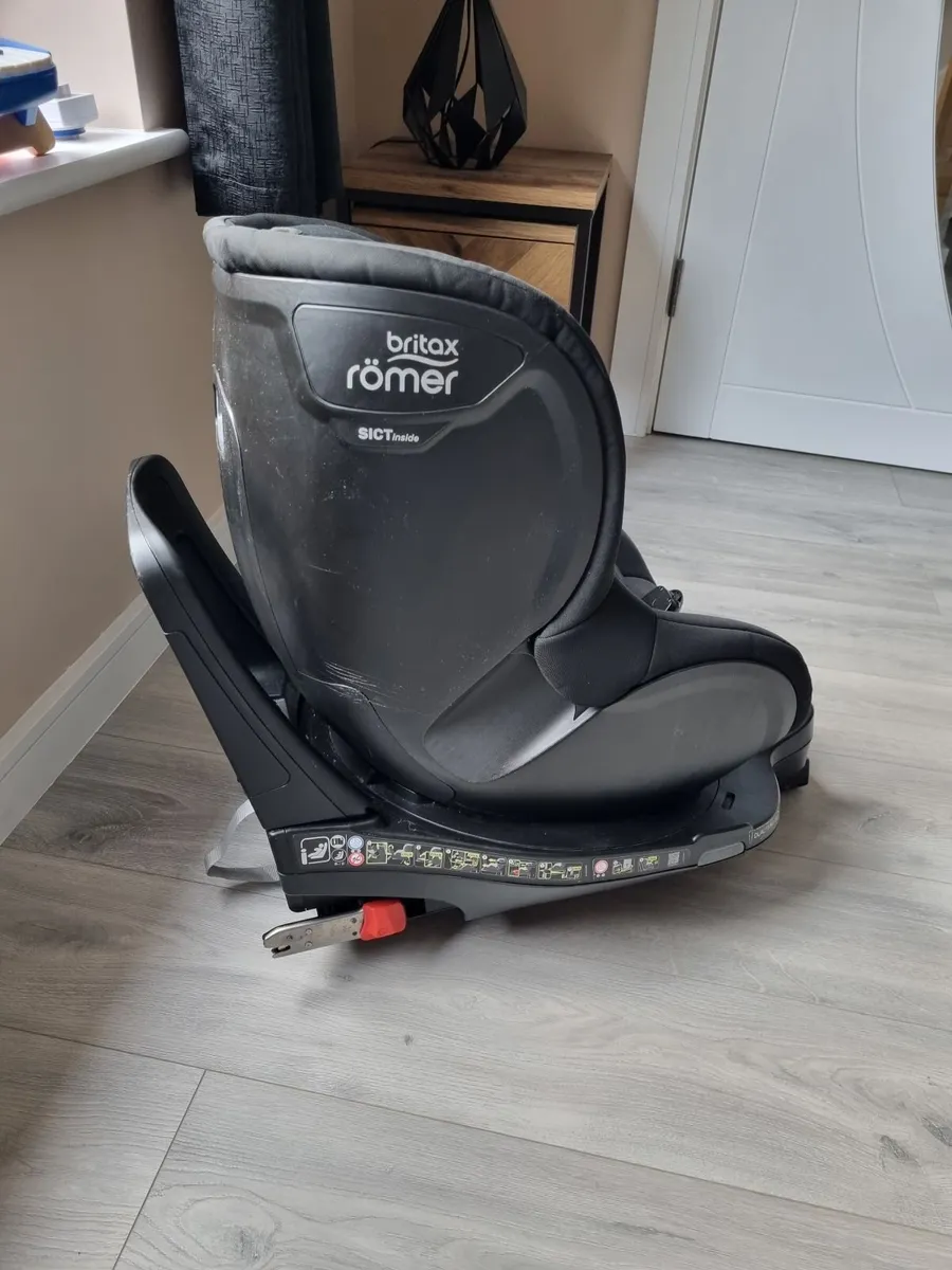 3 x Britax Romer isofix rotating car seats - Image 4