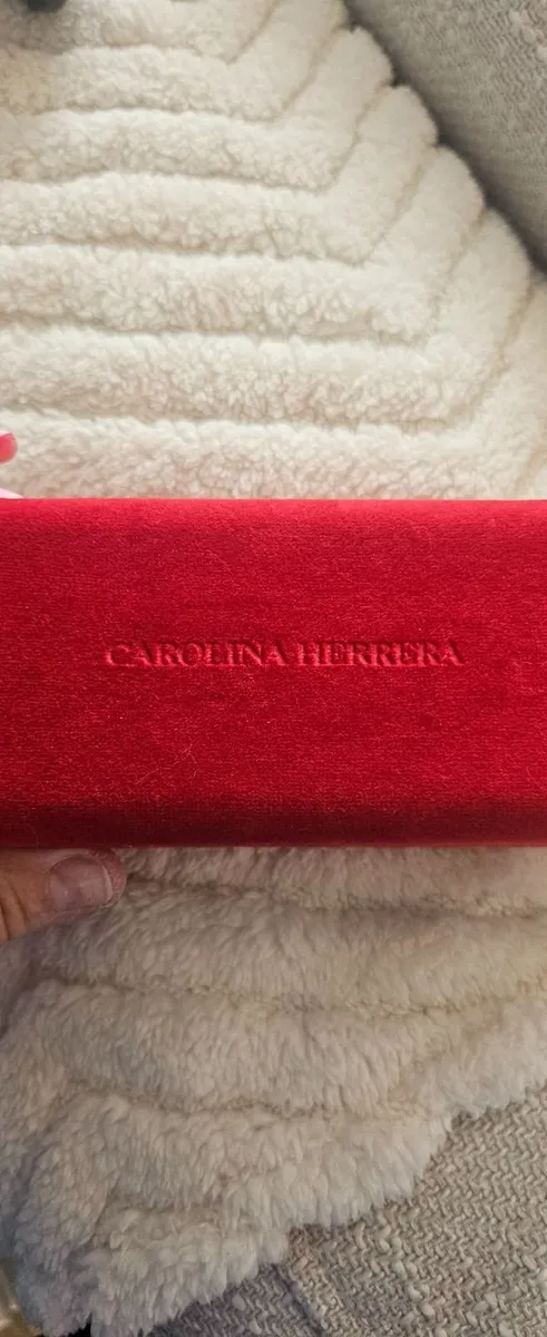Carolina Herrera sunglasses - Image 4