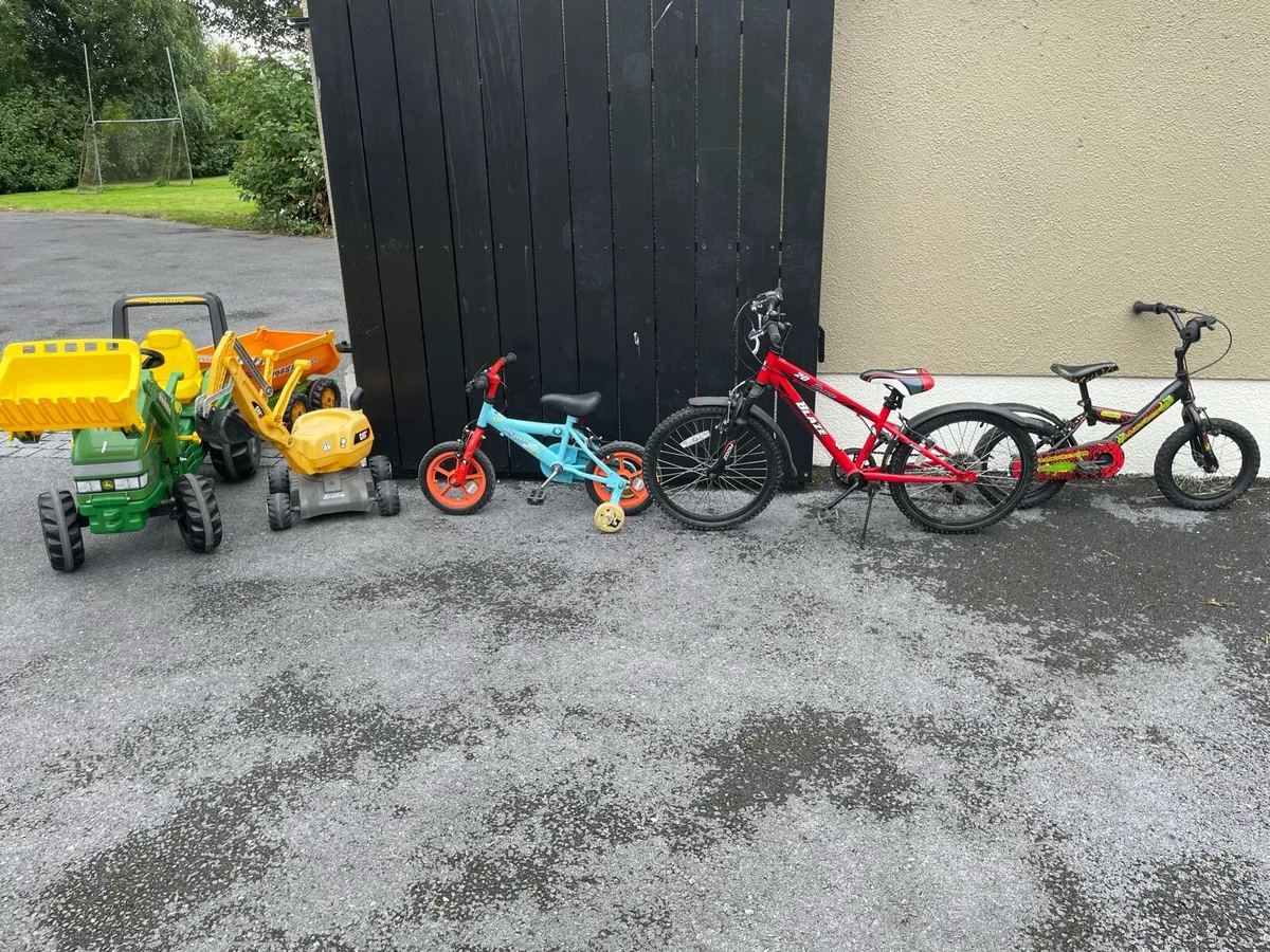 Kids john deere tractor and bikes - Image 2