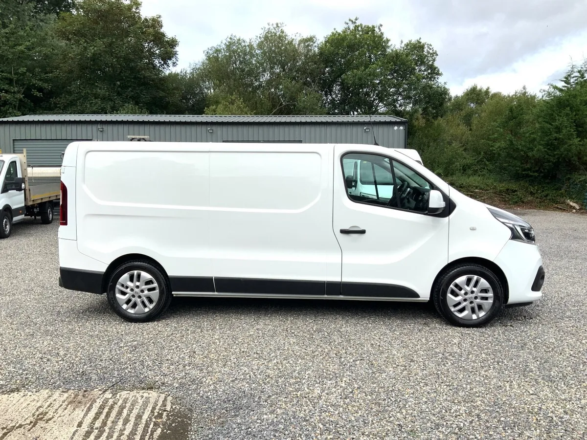 Renault Trafic Sport 2.0d Lwb ( 1Yr Warranty ) - Image 2