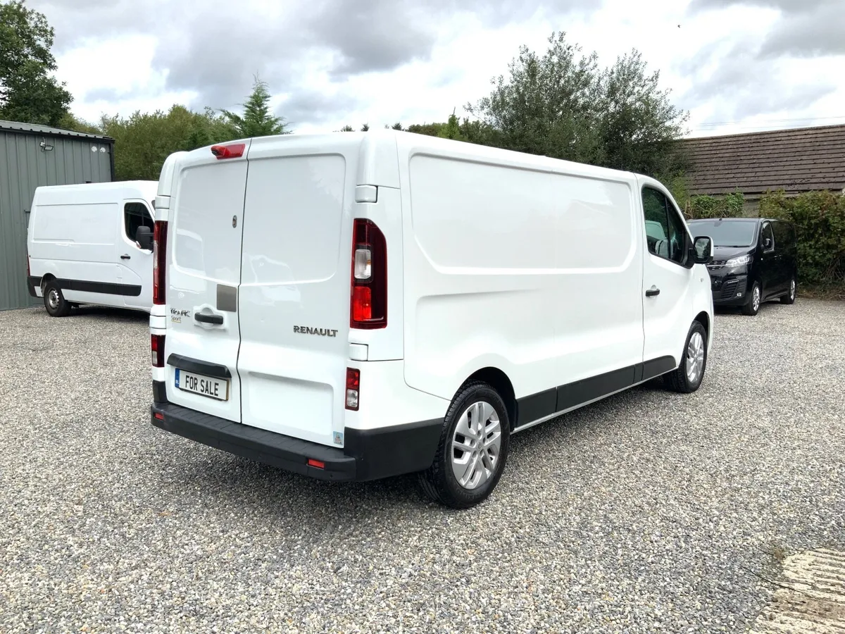 Renault Trafic Sport 2.0d Lwb ( 1Yr Warranty ) - Image 4