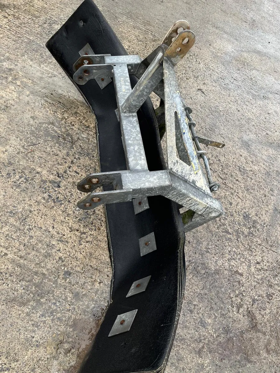 Farm machinery - Image 2