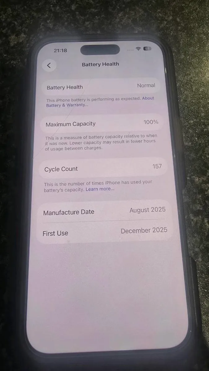 128gb Iphone 16 in Black [Unlocked] - Image 4