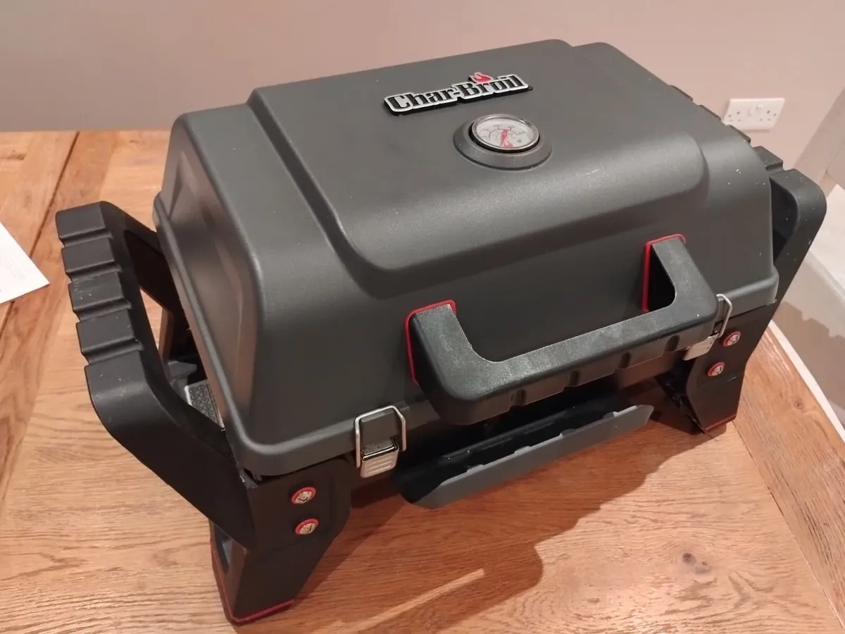 Charbroil Grill2Go GAS BBQ - Image 2
