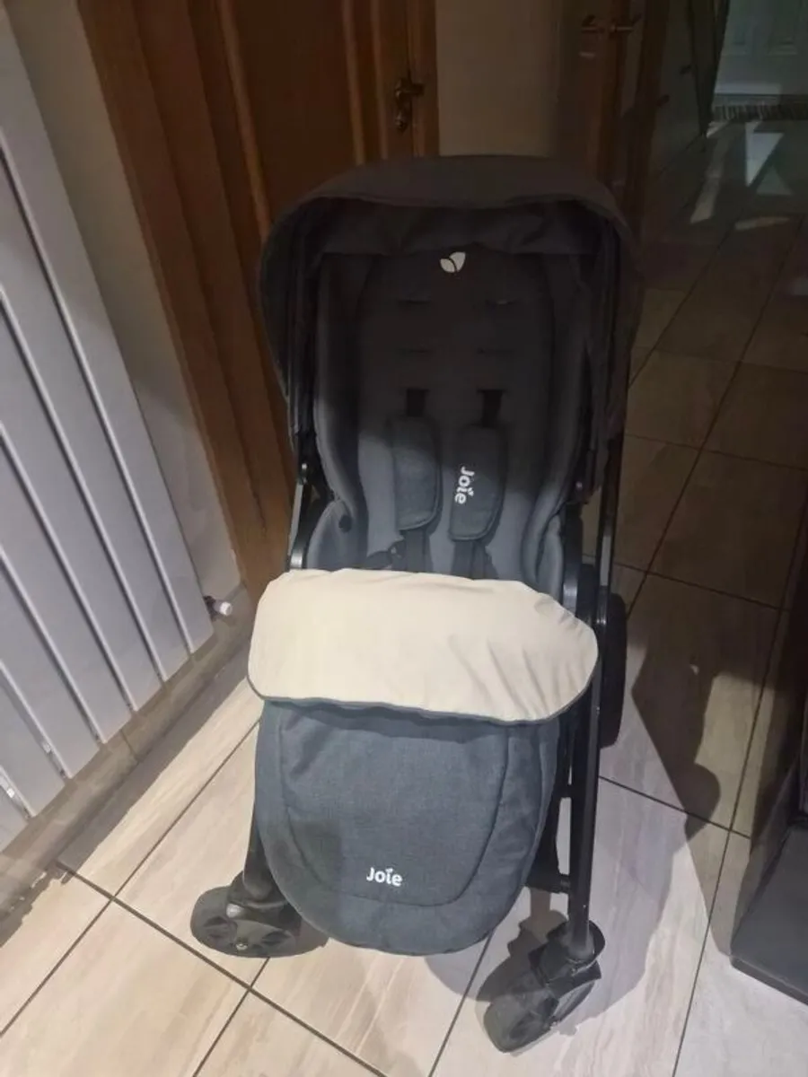 Joie Baby Travel System - Image 2