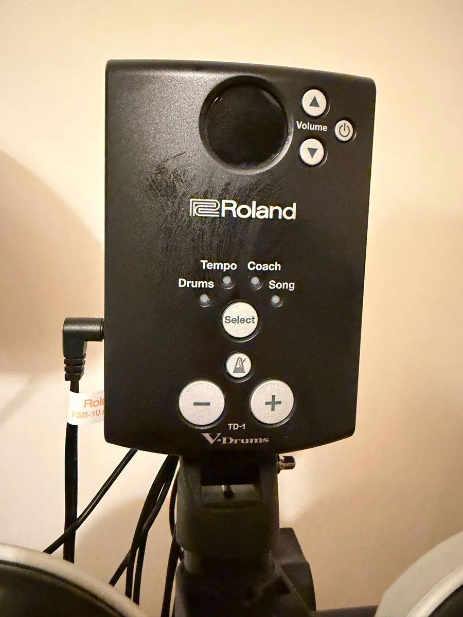 Roland TD-1K Electronic Drum Kit + Stool - Image 2
