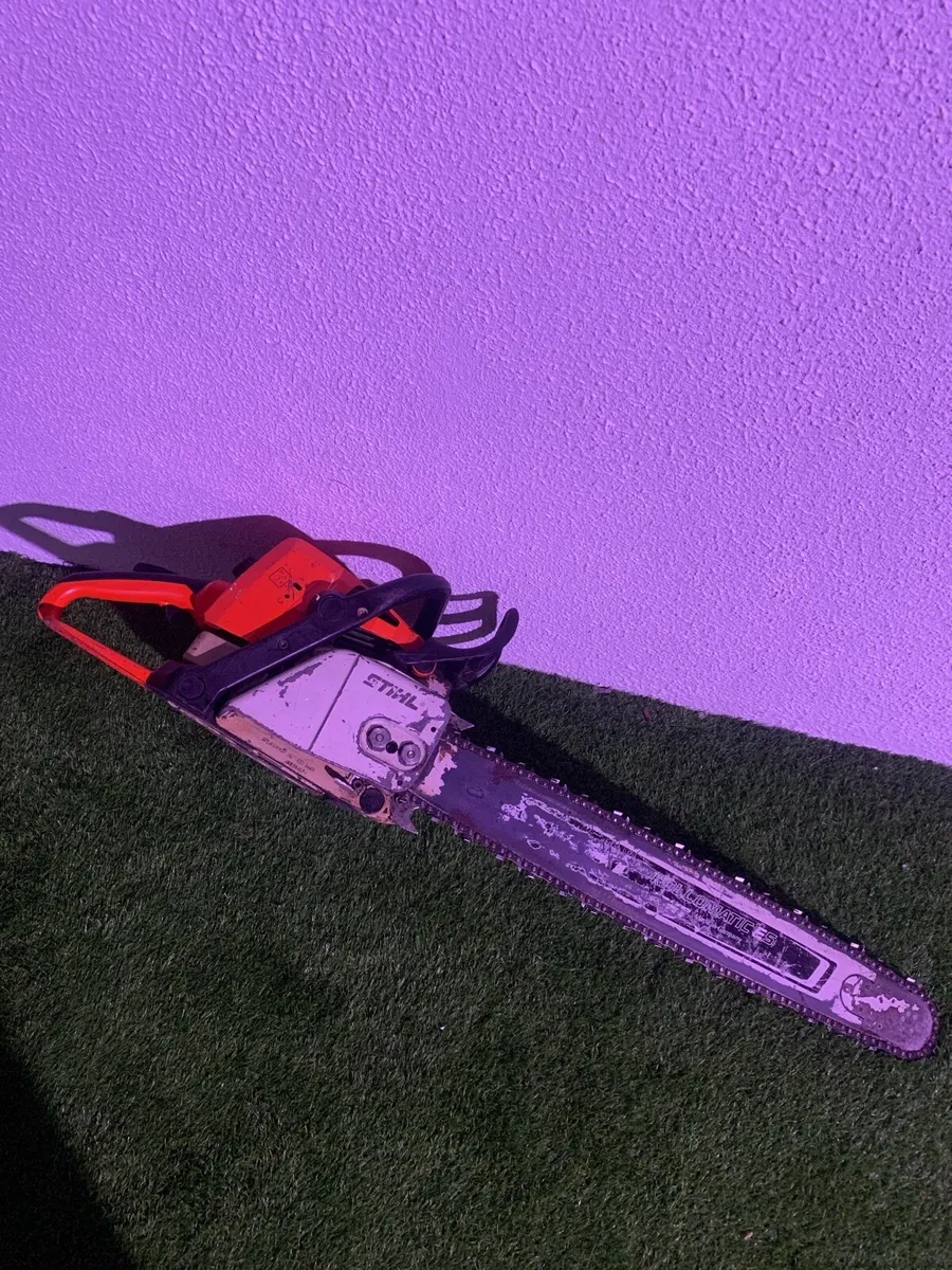 Chainsaws - Image 2