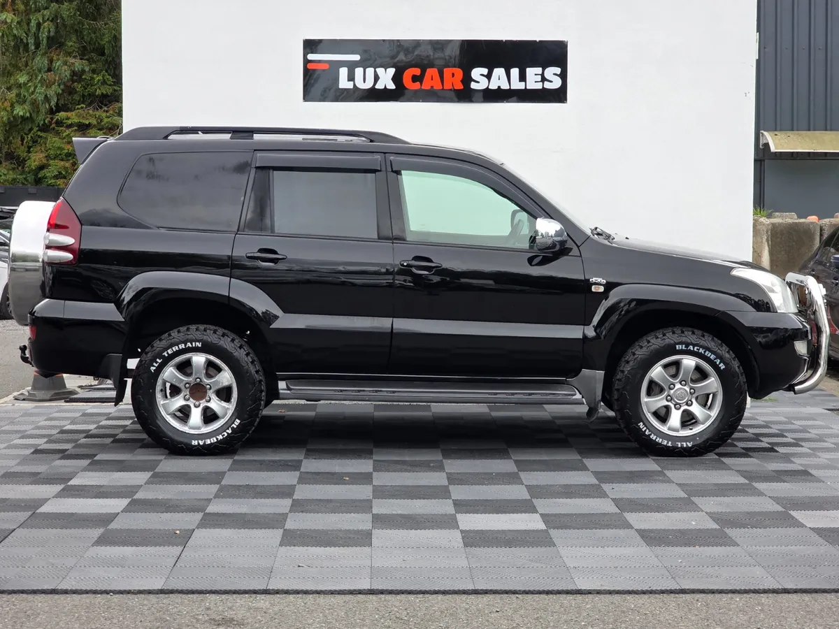 2005 Toyota Land Cruiser 3.0D LC3- CLEANEST AROUND - Image 2