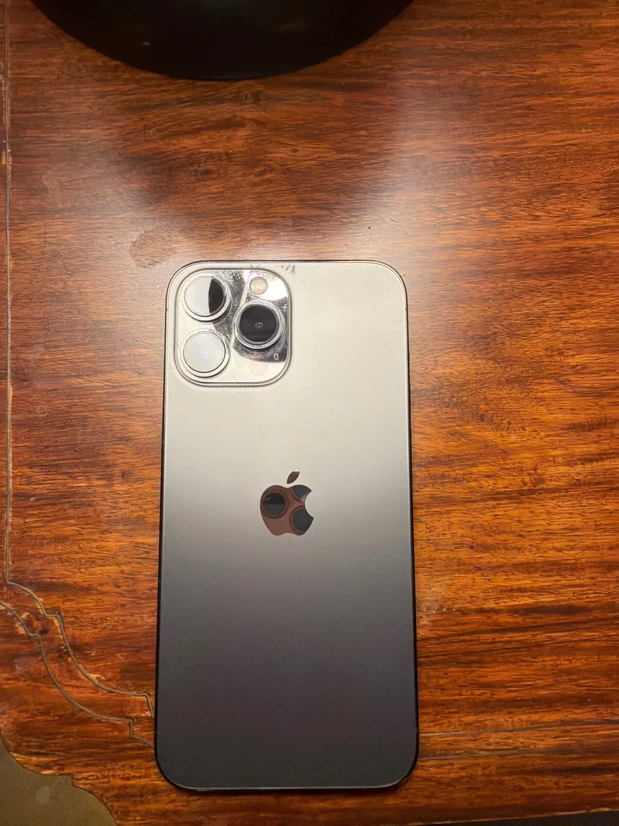 iPhone 13 Pro Max - Image 2