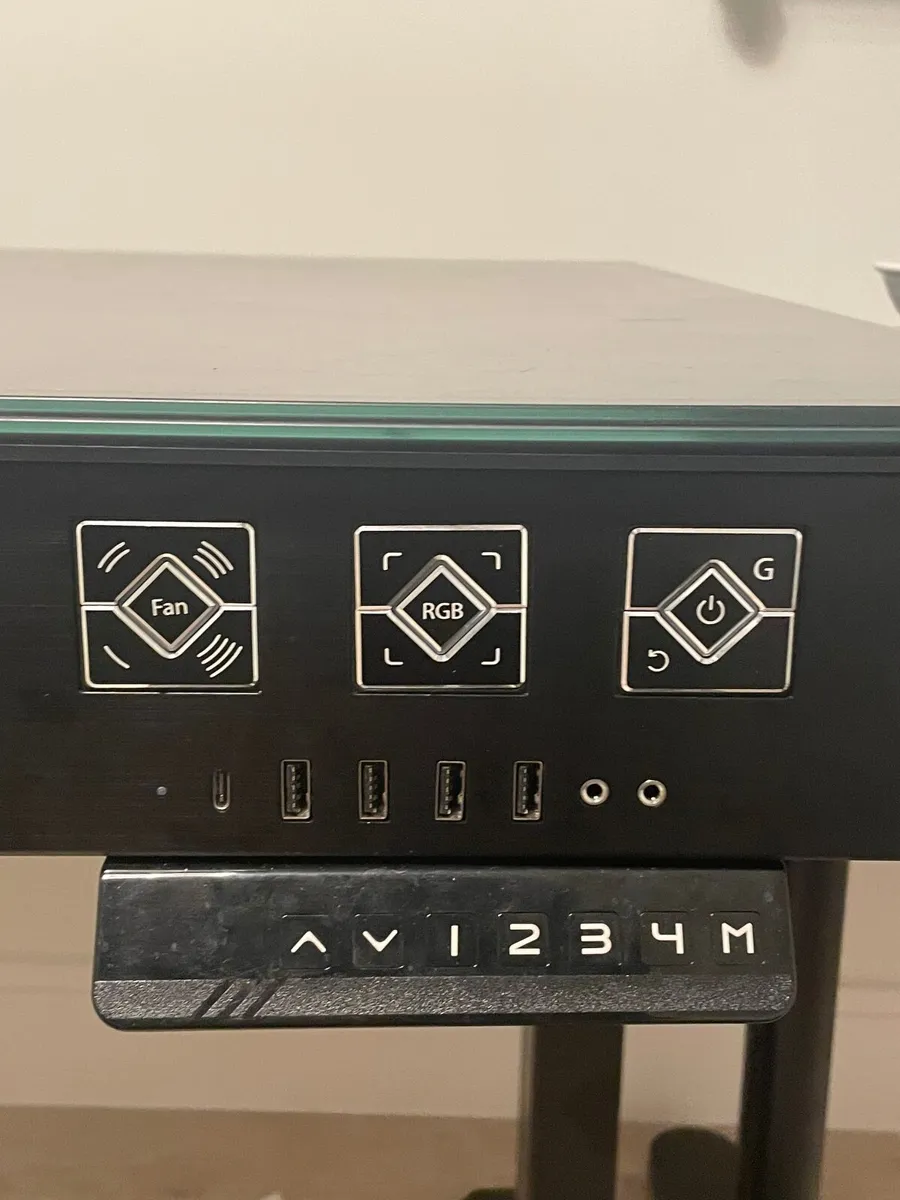 LIAN LI DK-05FX BLACK ALUMINUM/STEEL DESK COMPUTER - Image 3