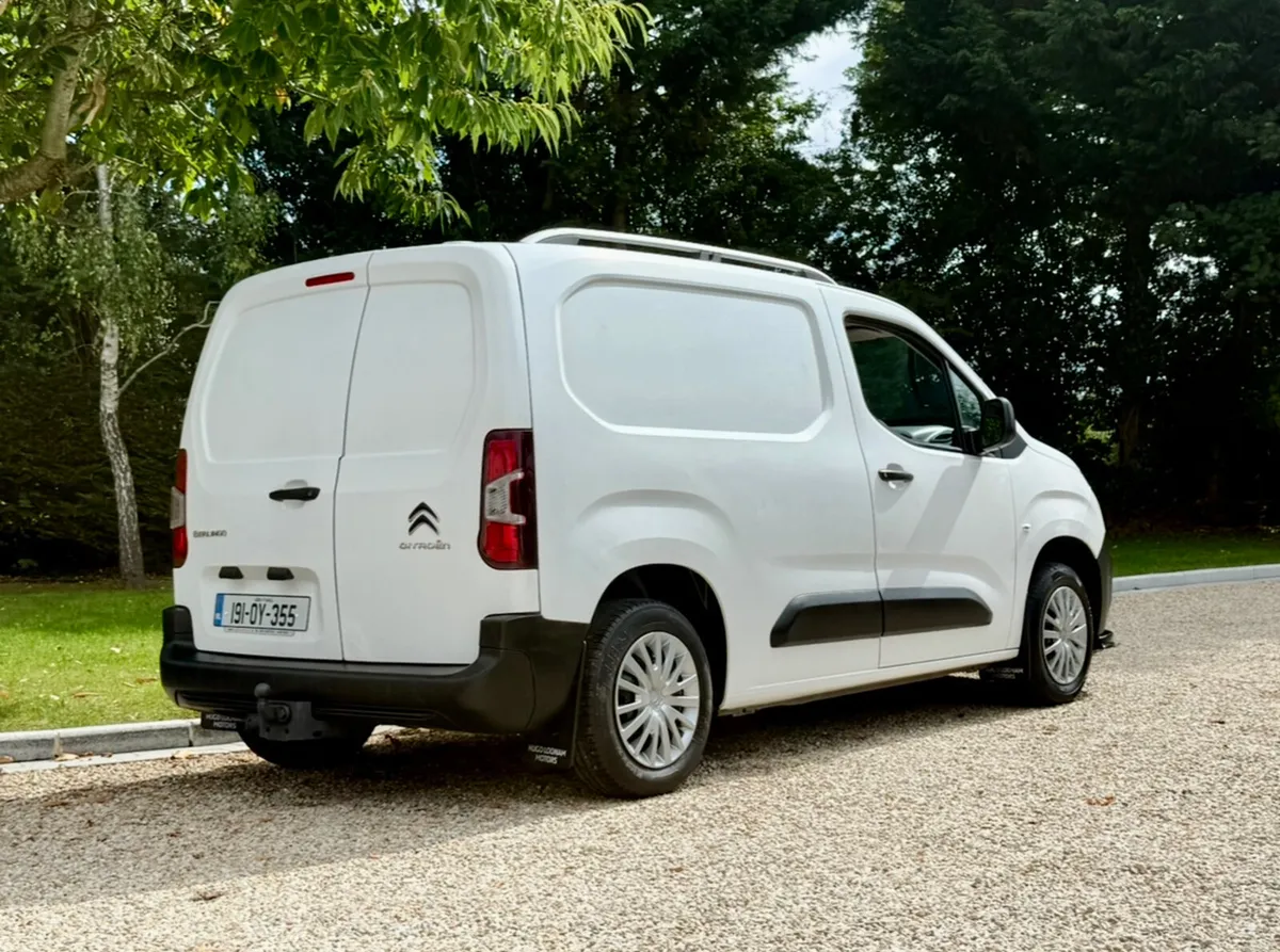 Citroen Berlingo 1.6 LX BLUE HDI  •  TAX  & TEST • - Image 4
