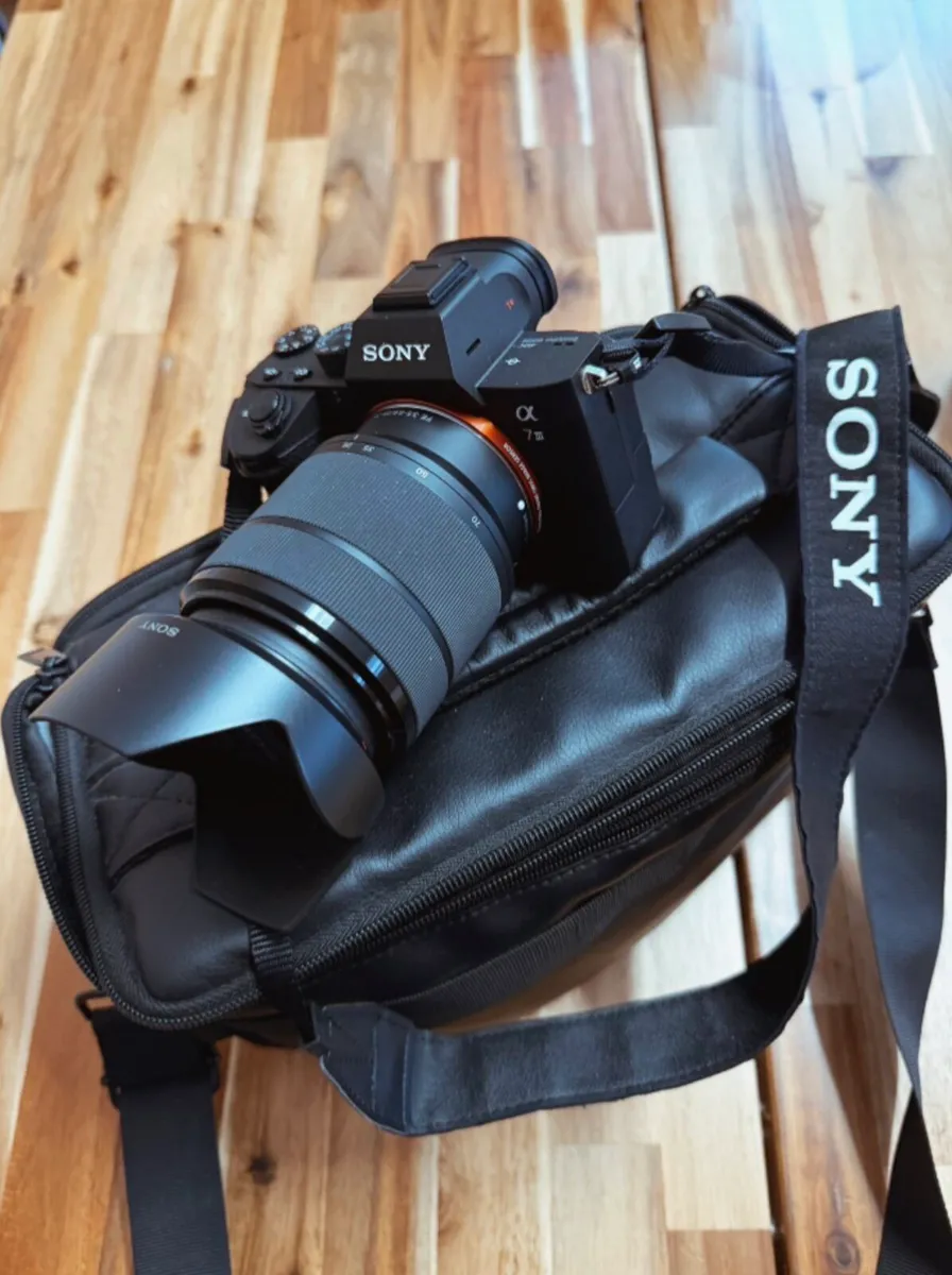 Sony A7 III + Sony FE 28-70mm *Excellent Condition