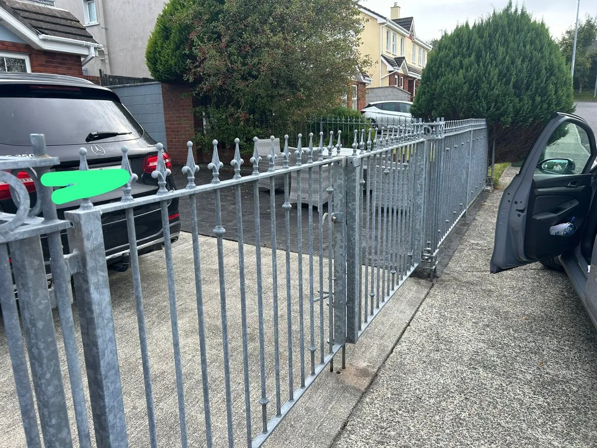 Steel fence - Image 4