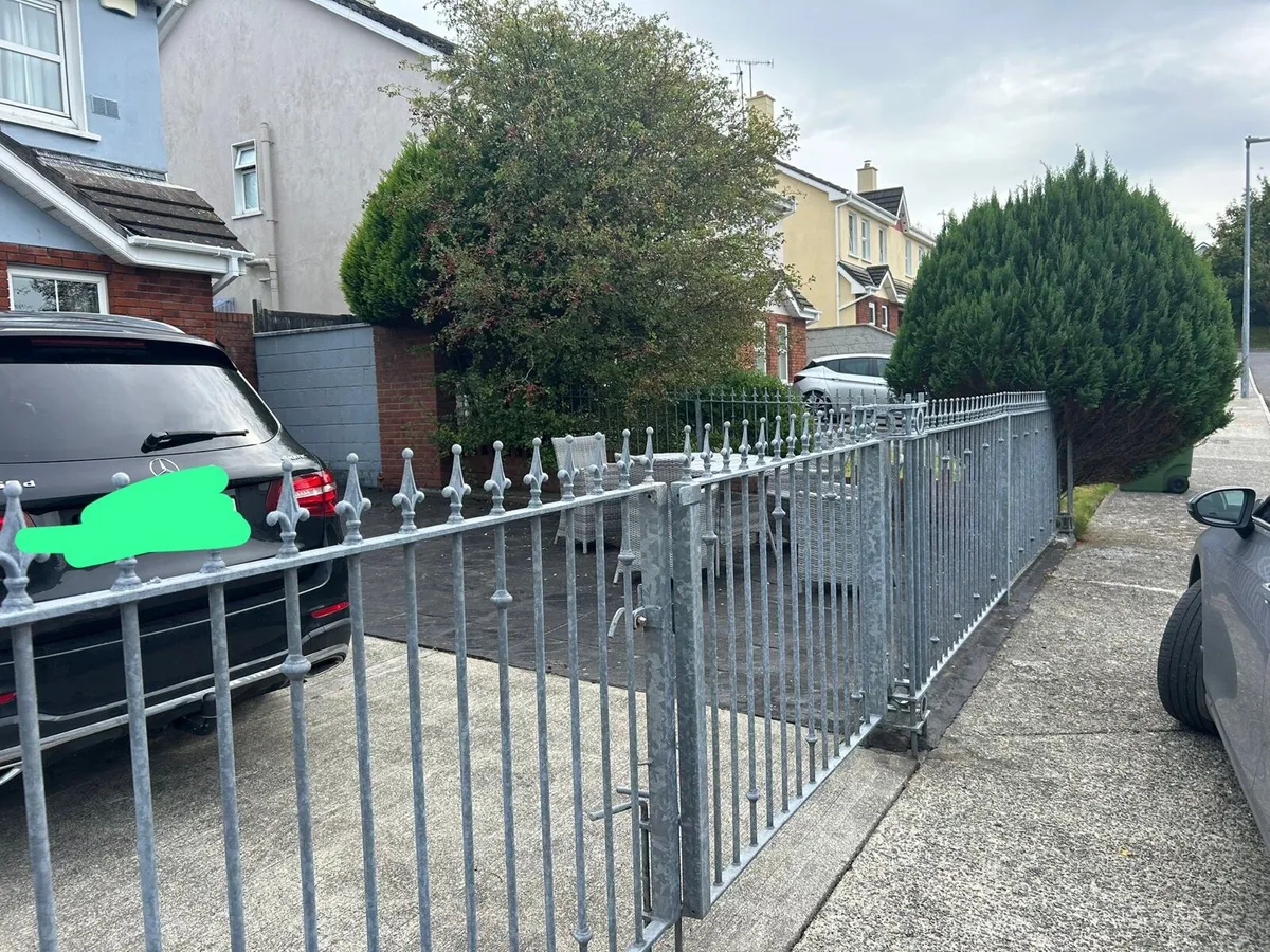 Steel fence - Image 3