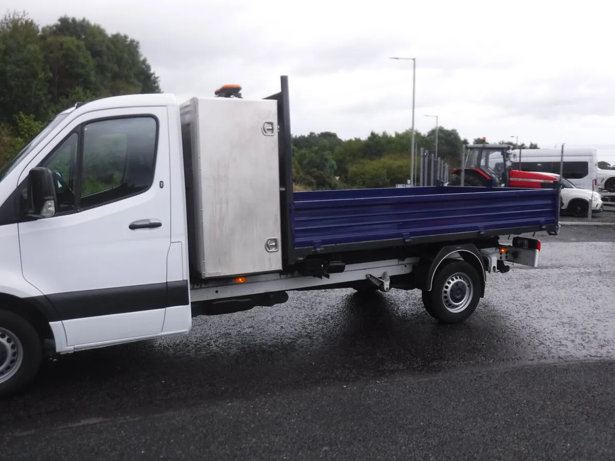 Mercedes Sprinter 315 Tipper 2022 74593 miles. - Image 3