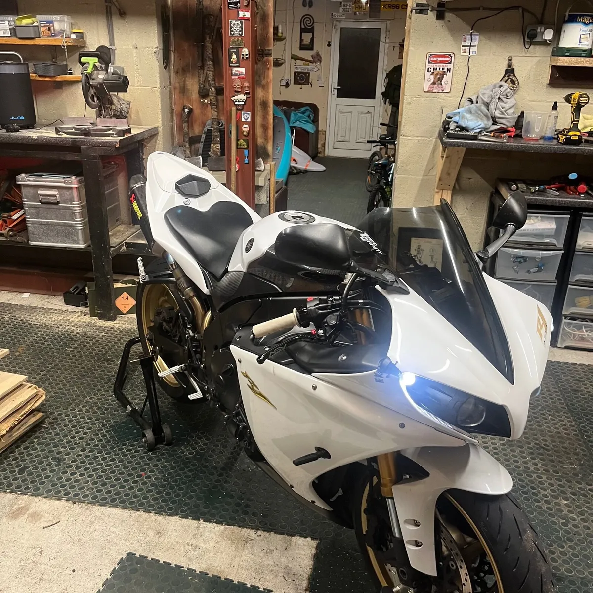 YAMAHA R1 Big Bang 2013 - Image 2