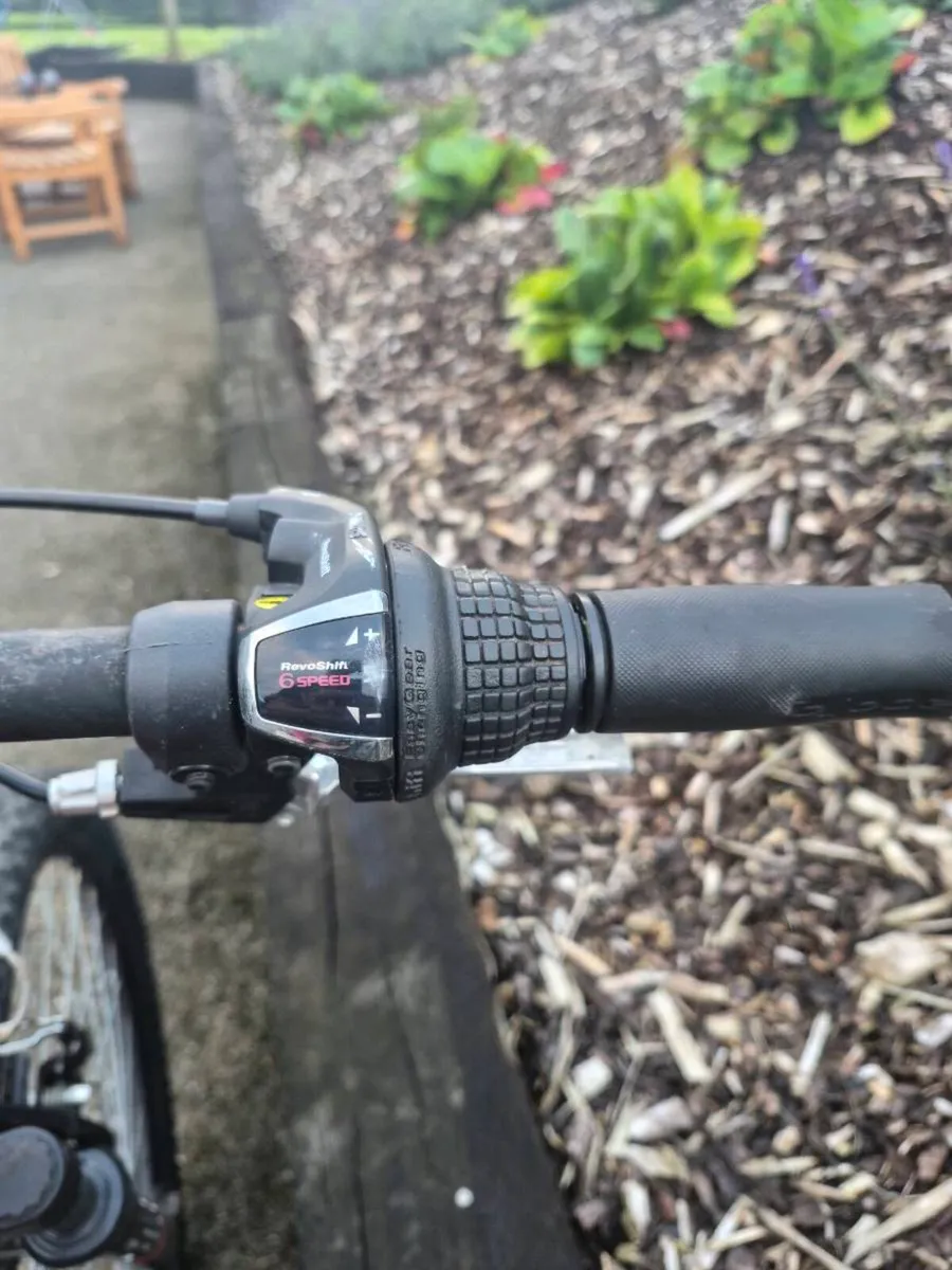 Kids bike - Image 4
