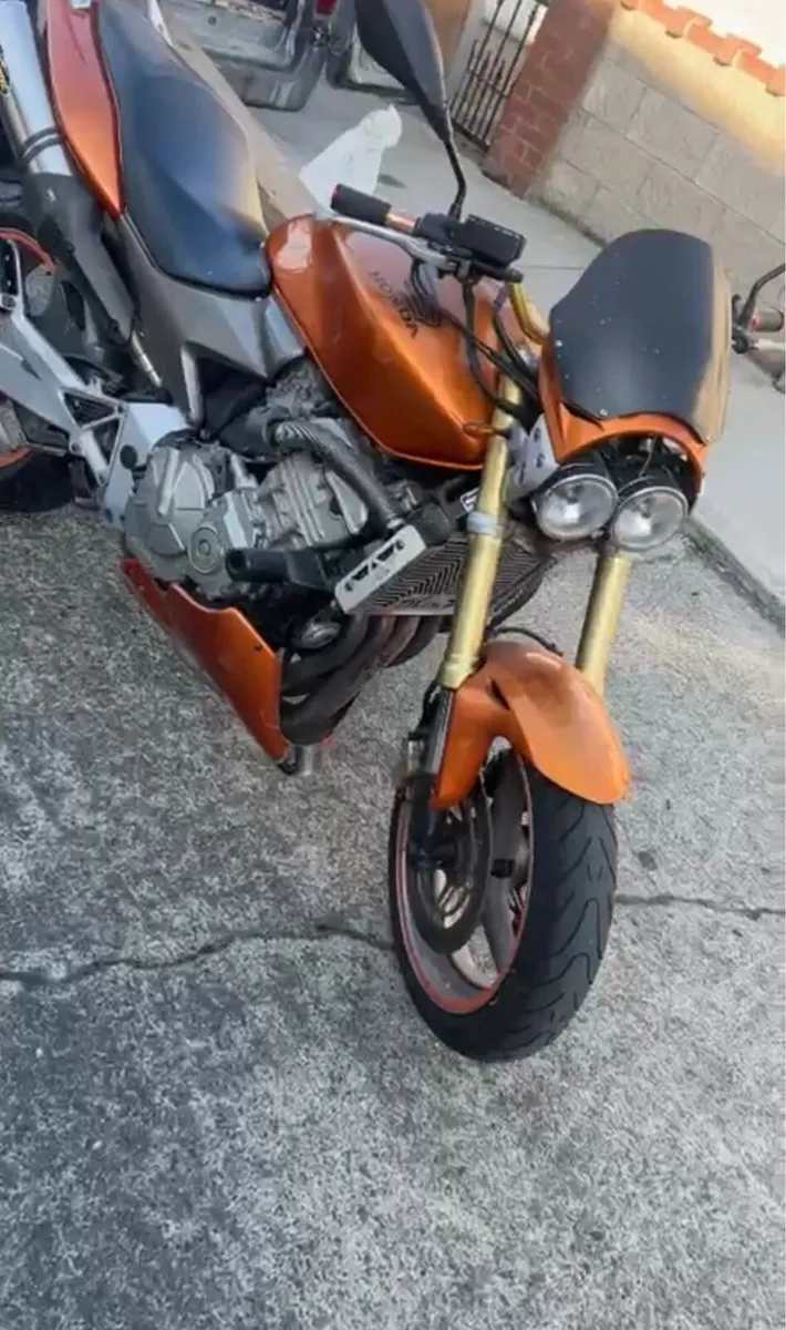Honda hornet 600cc - Image 1