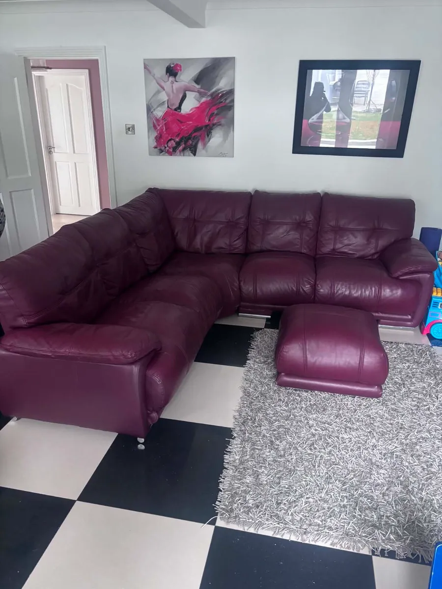 Corner suite for sale - Image 3
