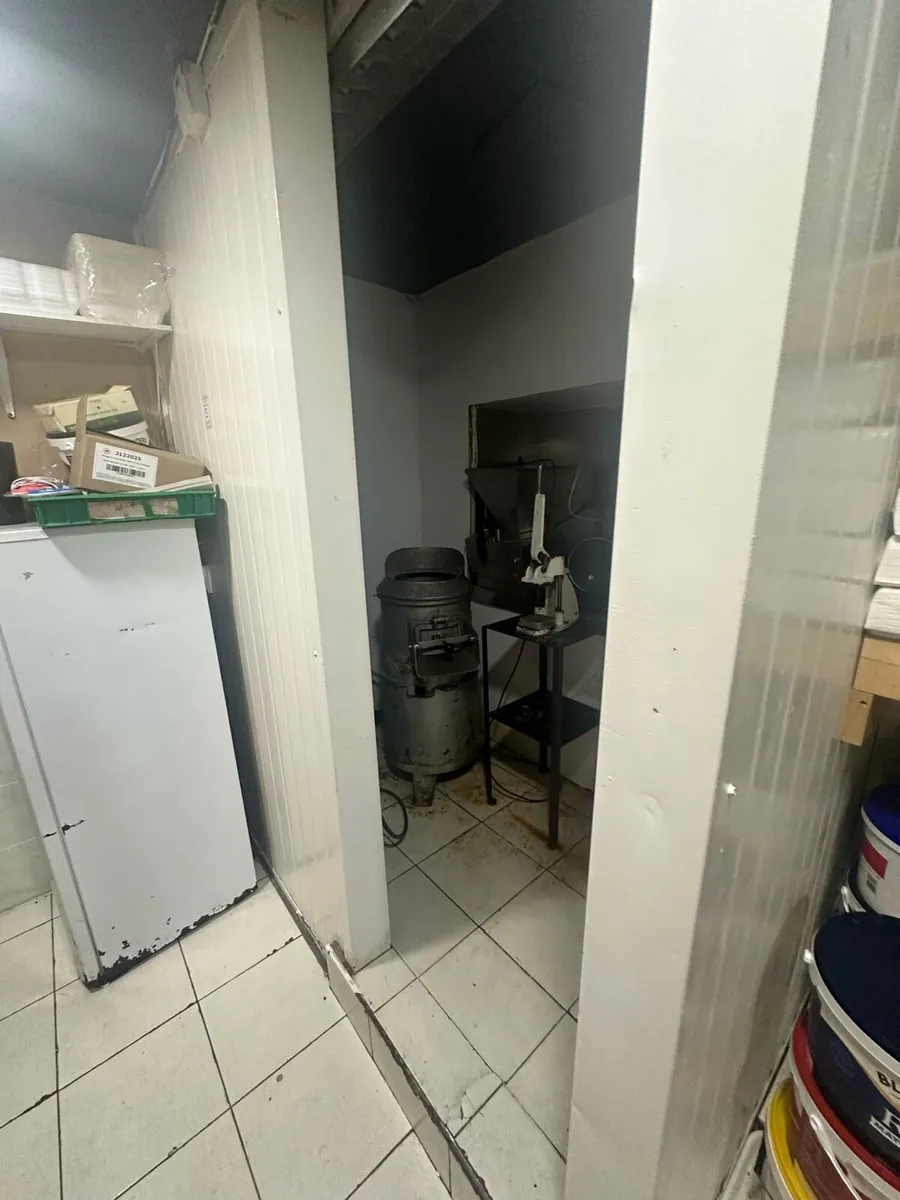 Restaurants business for lease - Image 3