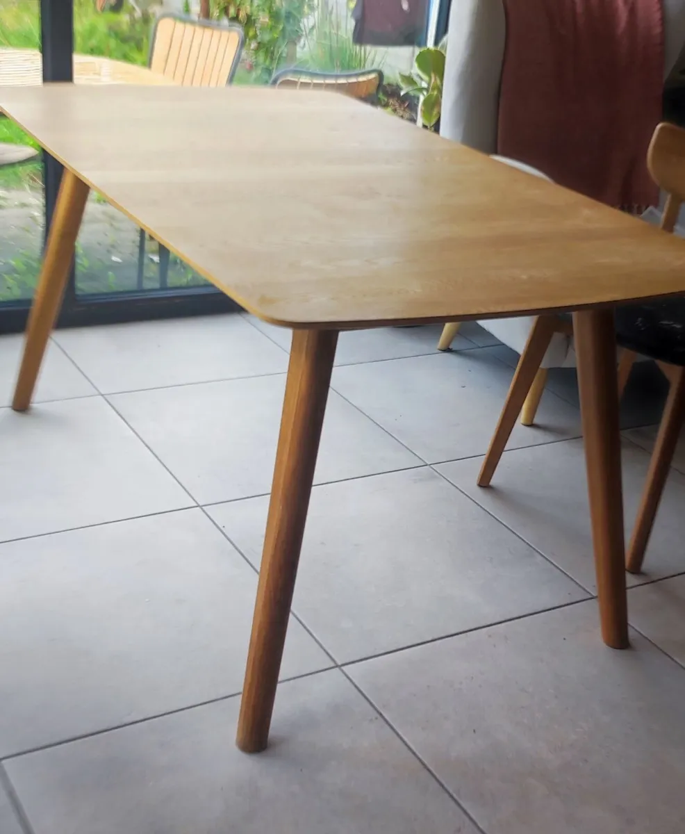 Dining table - Image 4