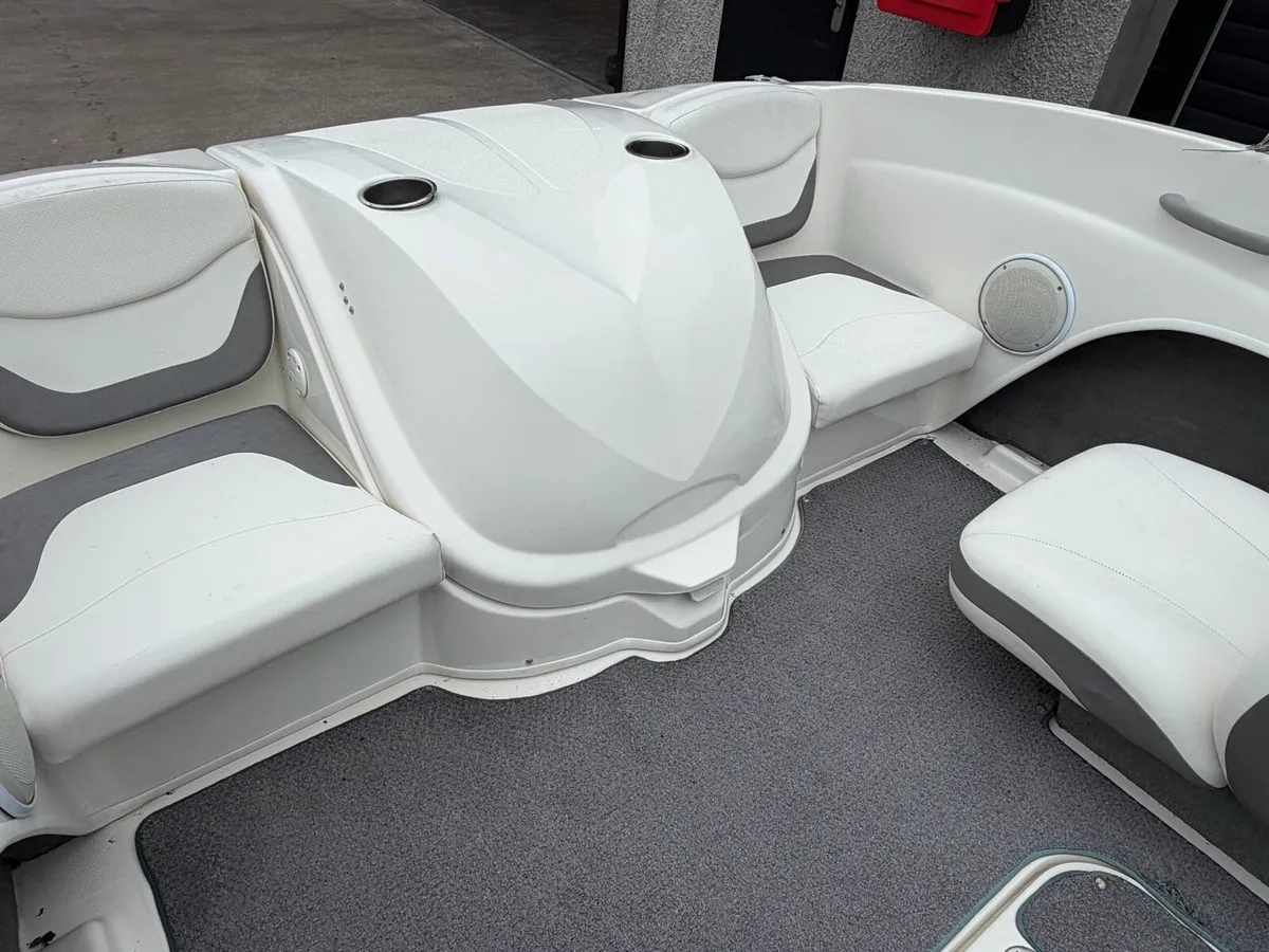 Bayliner 175 gt edition speed boat Bowrider - Image 4
