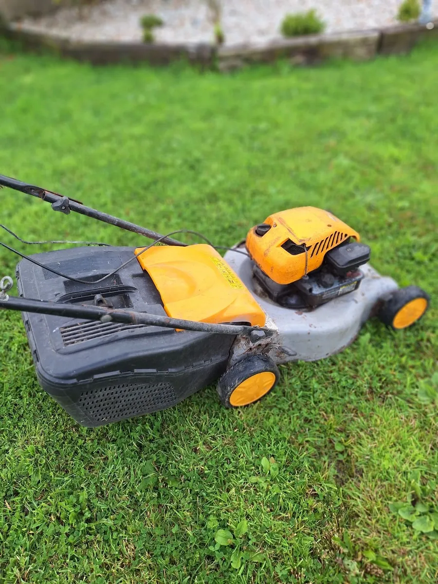 Lawn mower - Image 2
