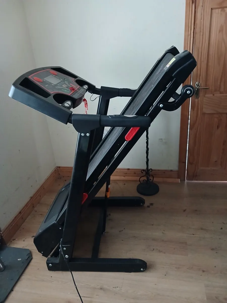 Treadmill - Image 3