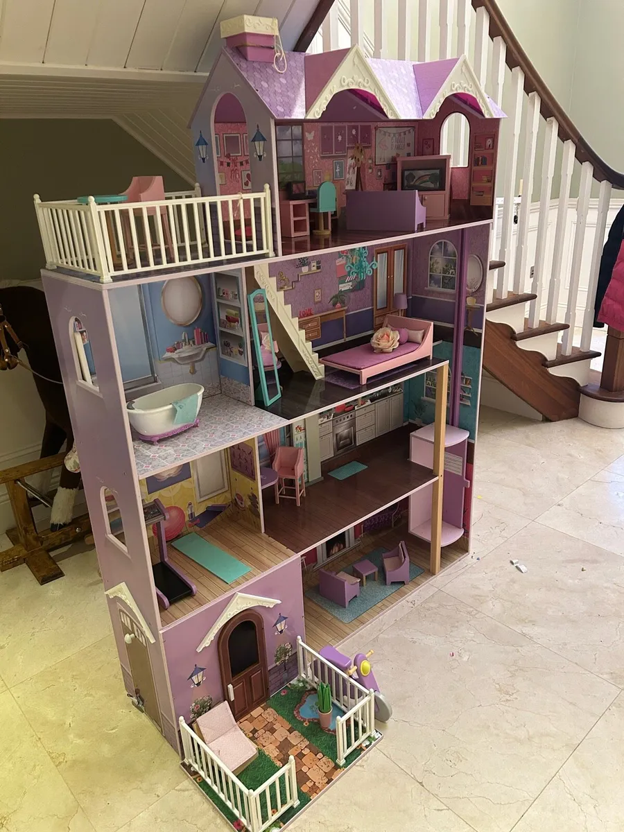 Dolls house - Image 2