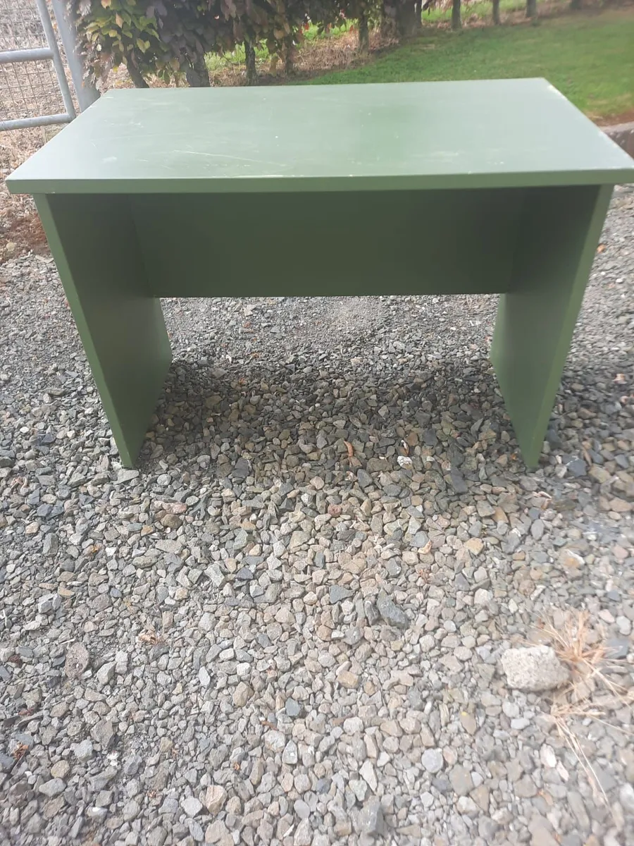 Desk - Image 2