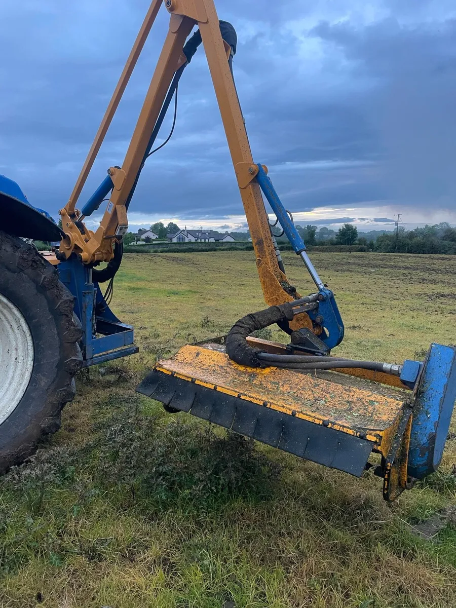Bomford kestrel evo 5.6 metre hedge cutter - Image 2